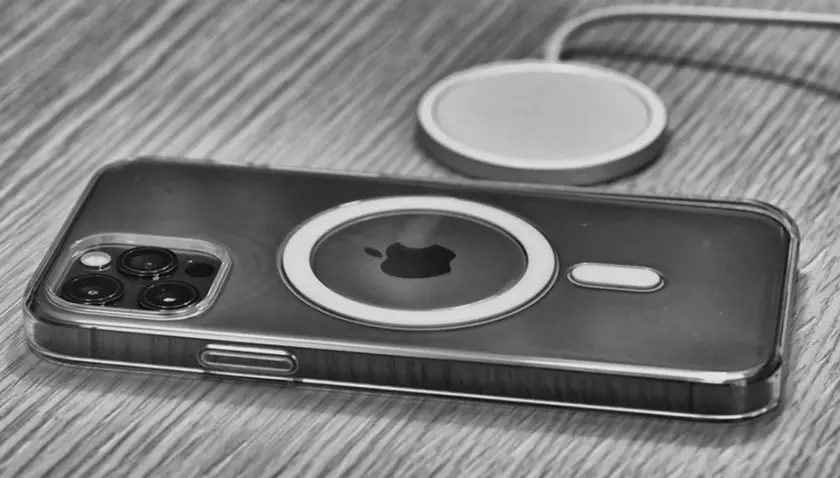 Exploramos el Poder Oculto de MagSafe en los Nuevos iPhone