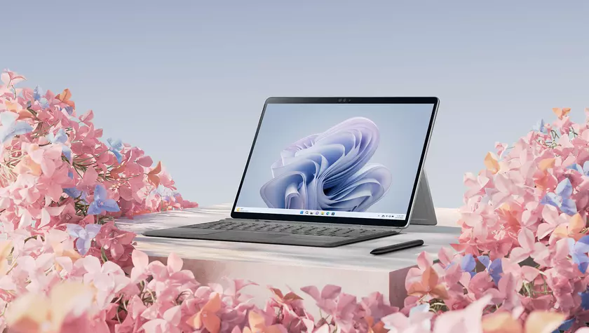 Surface 9 Pro – чипы Intel или Microsoft, до 1 ТБ SSD и до 20 часов работы без подзарядки по цене от $1000