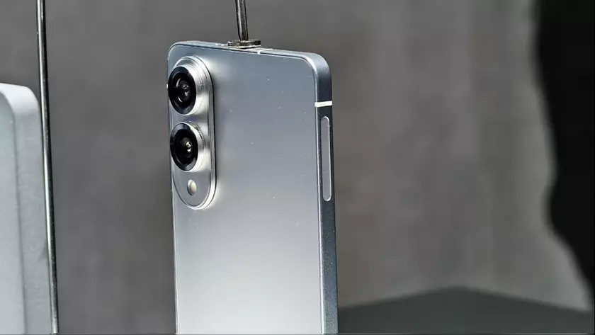 Unveiling the Future: Samsung Galaxy S25 Edge Set to Revolutionize Smartphones