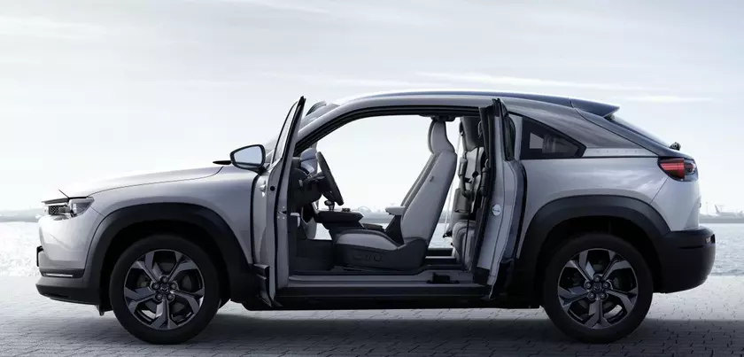 Конкурент Tesla: новый электромобиль от Mazda – Mazda MX-30
