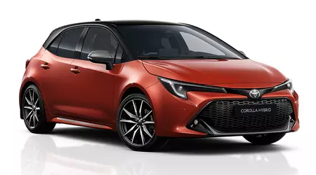 Toyota показала Corolla 2025 у новому кольорі Metal Oxide, але це не єдине оновлення моделі