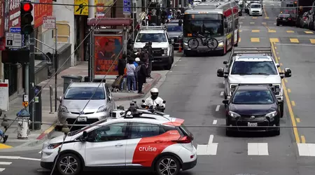 La vidéo virale d'un robot-taxi "imprudent" à San Francisco a suscité une vague d'indignation.