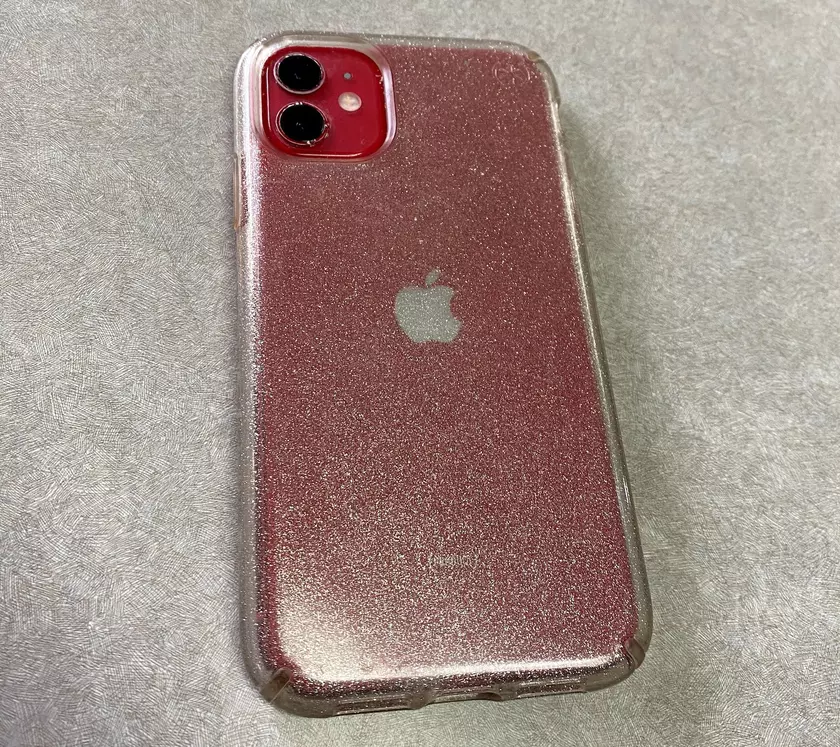 iPhone 11 почти два месяца пролежал на дне озера — и выжил!