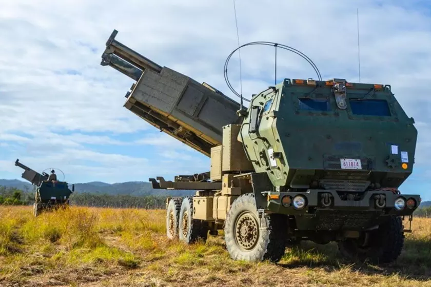 Россияне отчитались об уничтожении четырёх РСЗО HIMARS и несуществующей транспортно-заражающей машины – использовалось самое мощное и надёжное оружие россии
