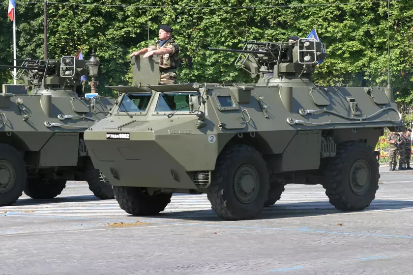 ВСУ во время контрнаступления используют французские бронетранспортёры VAB