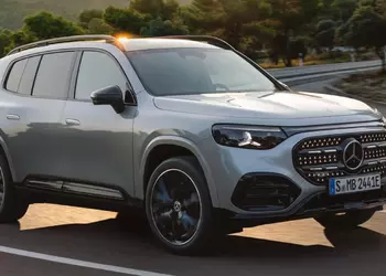 Новый Mercedes-Benz GLB дебютировал в электрической версии