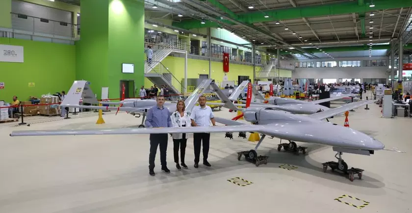 Турция готовит три ударных беспилотника Bayraktar TB2 для бесплатной передачи в Украину – посол