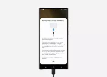Galaxy smartphone moisture warning? Samsung's new video has the solution