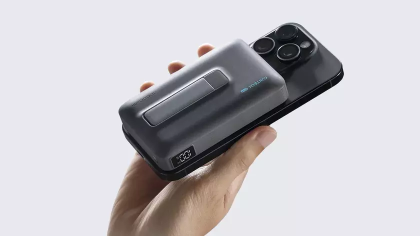 Магнитный павербанк Cuktech CP13 с подставкой