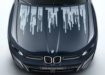 Не киберпанк, но уже близко: BMW представила умную E Ink-подсветку, которая украшает капот кроссовера iX3 Flow Edition