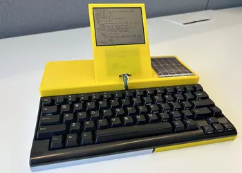 PotatoP - a laptop that runs on a single battery charge for up to 2 years