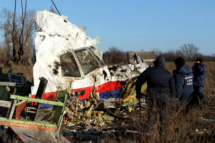 Загадки обломков MH17: Как технологии помогают в расследовании
