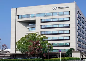 Mazda will build a plant in Japan to produce Panasonic cylindrical lithium-ion batteries