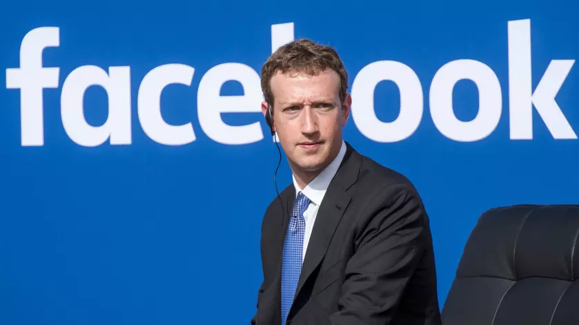 Coca-Cola, Viber, Unilever и другие компании отказались от рекламы в Facebook, Instagram и Twitter. Почему?