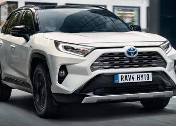 Toyota RAV4 stripped the Tesla Model Y of the title of the world's best-selling car