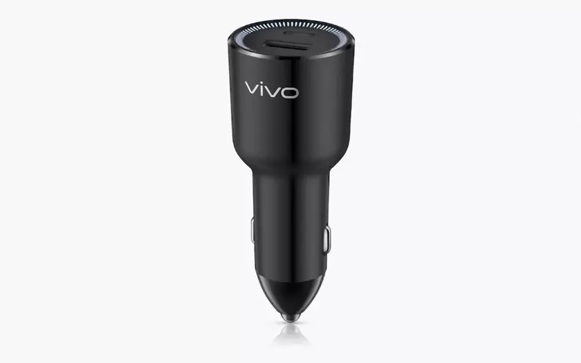 vivo представила автомибильную зарядку с мощностью 80 Вт и двумя портами за $26