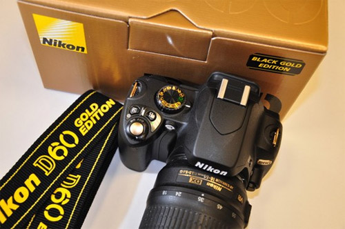 nikon_d60_black_gold.jpg