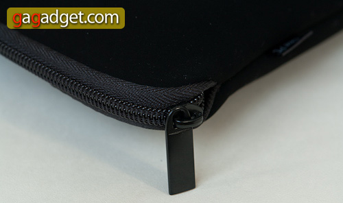 eee_pc_1000he_pouch2.jpg