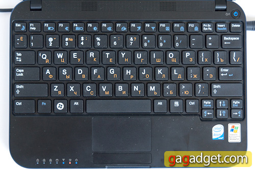 samsung_n310_keyboard_touch.jpg