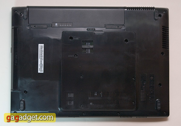 samsung_r480_bottom.jpg
