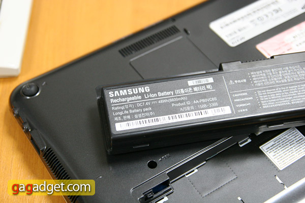 nf310_battery.jpg