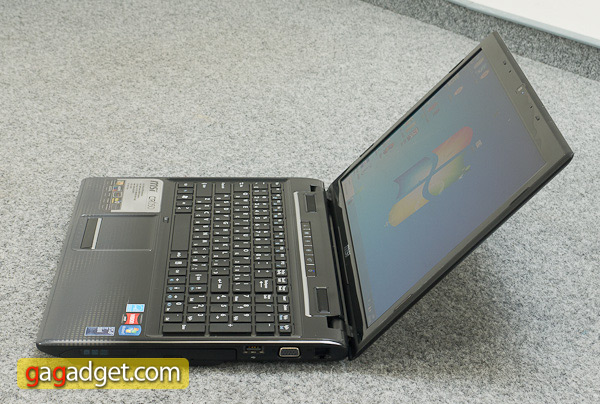 msi_cr650_open_max.jpg