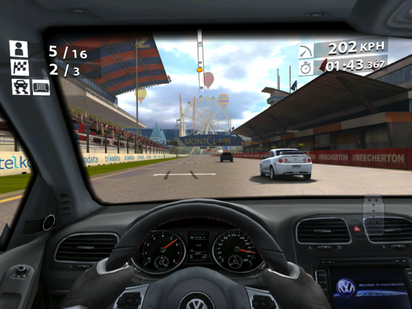 Real_Racing_2_Screen_3.png