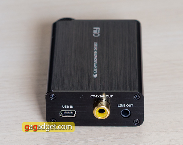 fiio_e10-back.jpg