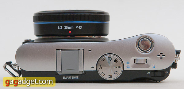nx100_top.jpg