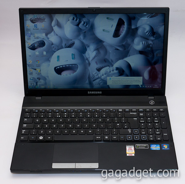 samsung_300v5-3_0.jpg