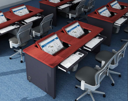 Desk2.jpg
