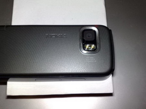Nokia5800_2.jpg