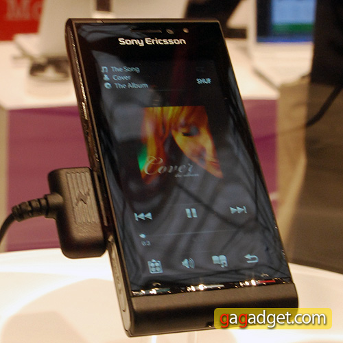 SonyEricssonIdou_6.jpg