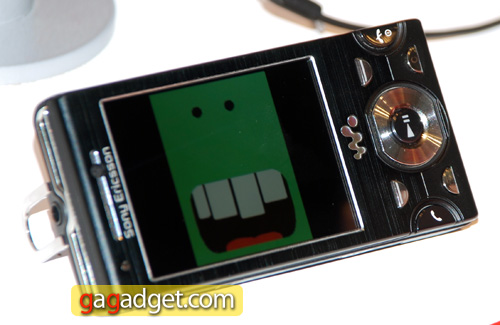 SonyEricssonW995_03.jpg
