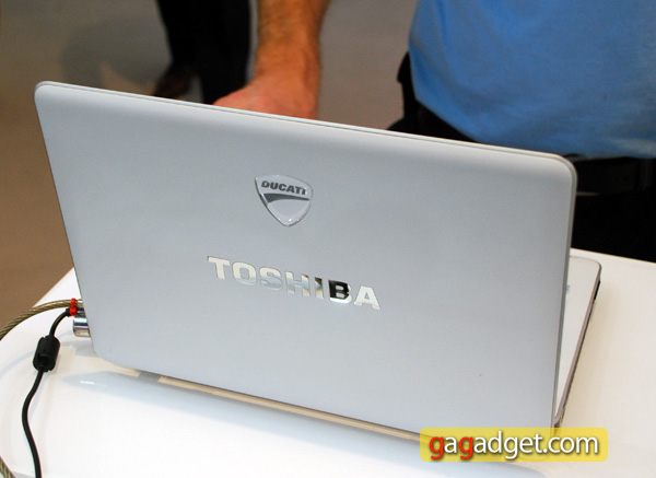 IFA2009_Toshiba_20.jpg