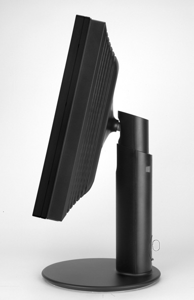 LG_W2420R_05.jpg