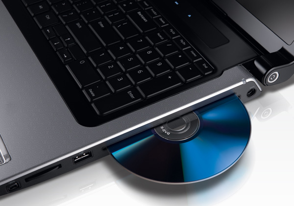 DellStudio17_06.jpg