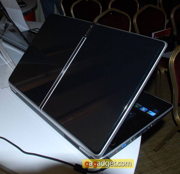 PB-Easynote-DT85_04.jpg