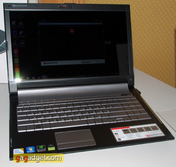 PB-Easynote-TR85_02.jpg