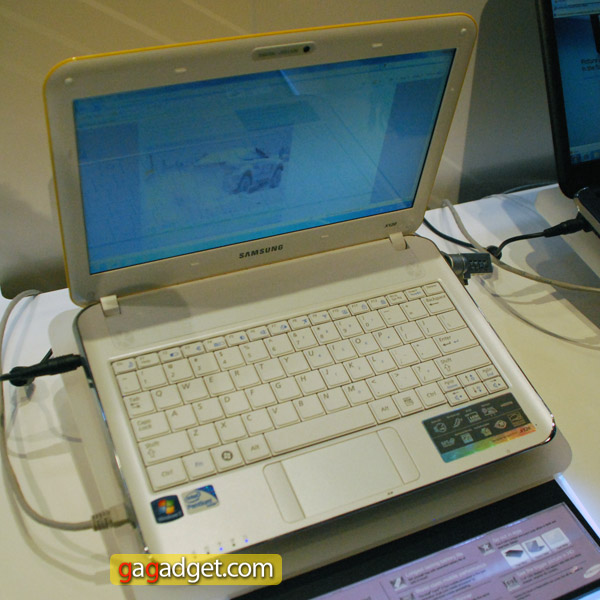 SamsungCES2010_56.jpg