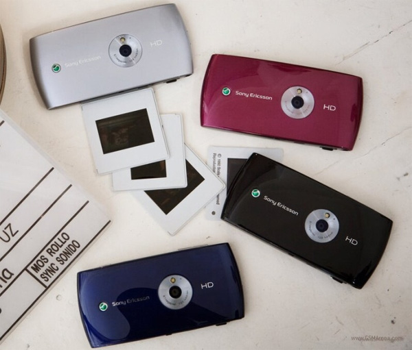 SonyEricssonVivaz_04.jpg
