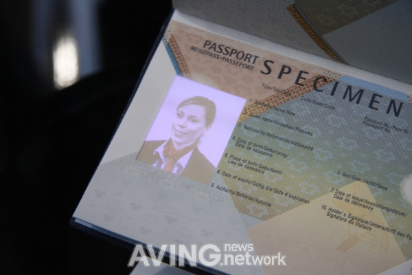 Samsung_ePassport_2.jpg