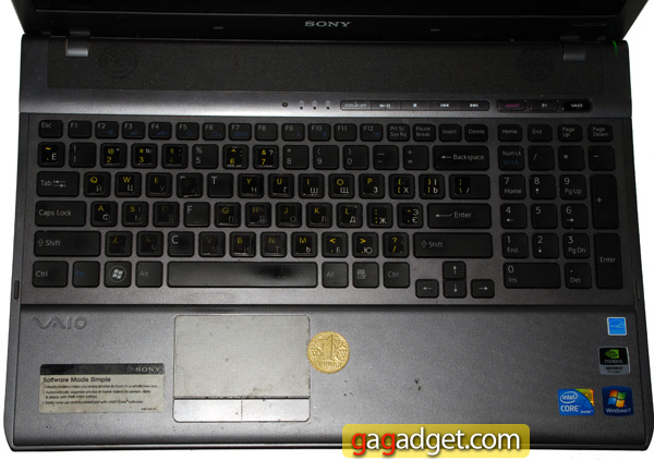 SonyVaioF_21.jpg