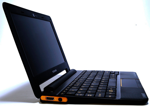 ToshibaAC100_04.jpg