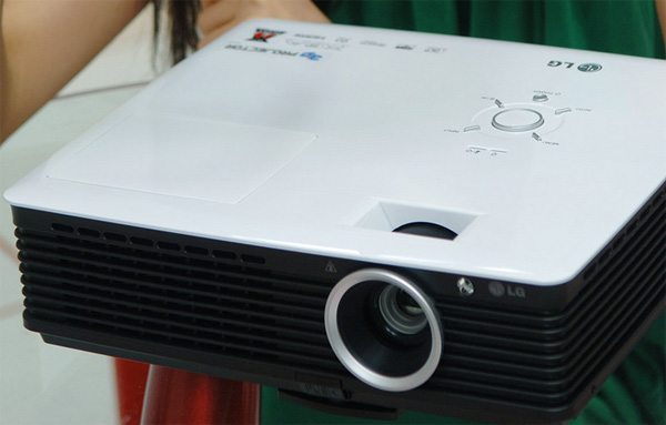 LG_BX277_03.jpg