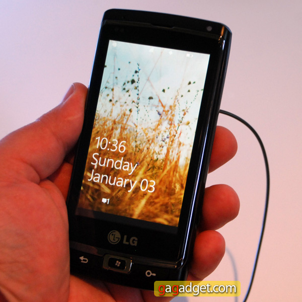 LG_Optimus7_03.jpg