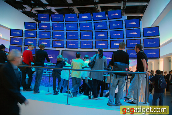  PanasonicIFA2010_00.jpg