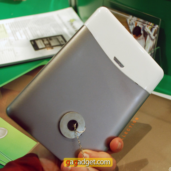 PocketBookPro603_02.jpg