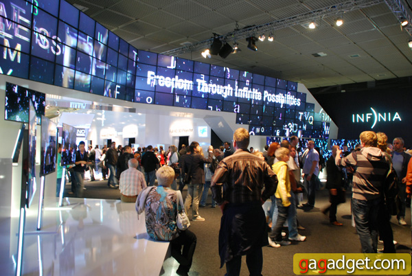 LG_IFA2010_00.jpg