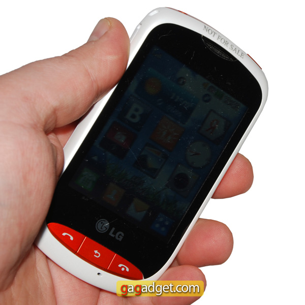 LG_T310_00.jpg